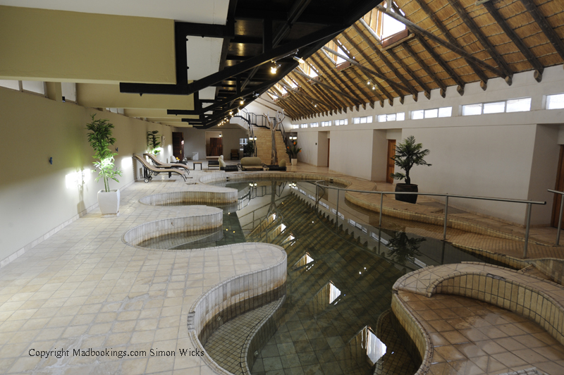 Ai Ais Hot Springs Resort Spa indoor swimming pool