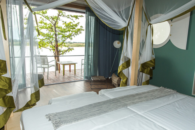 Caprivi Zambezi Mubala Lodge Accommodation on edge of river