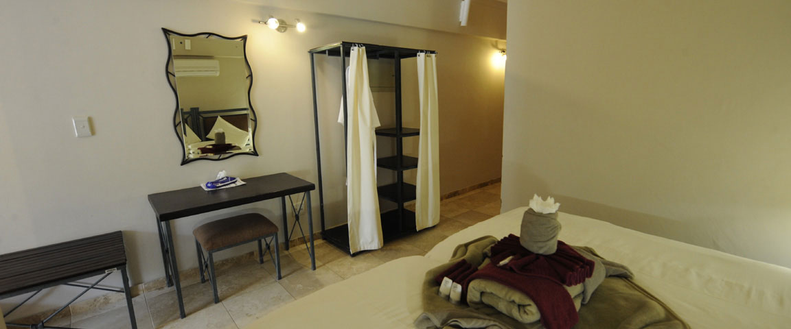 Mountain view room in Ai-Ais national park Namibia