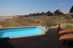 Onkoshi Resort Namibia swimming pool