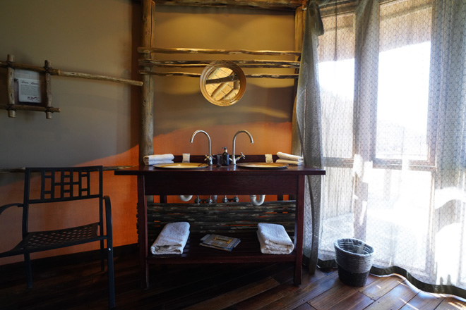 Photograph of Sossus Dune Lodge at Sossusvlei in Namibia